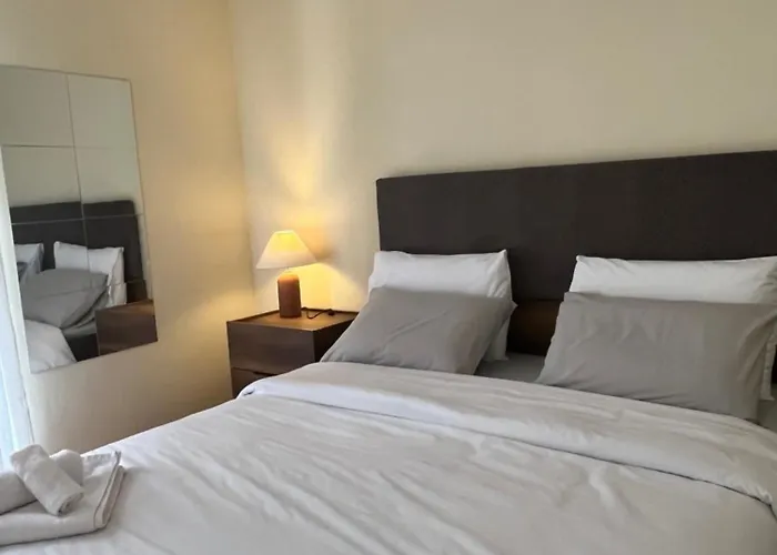 Erato Hospitality 아파트