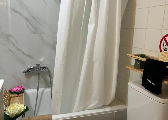 Erato Hospitality 아파트